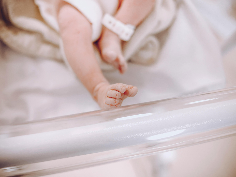 baby feet at hospital