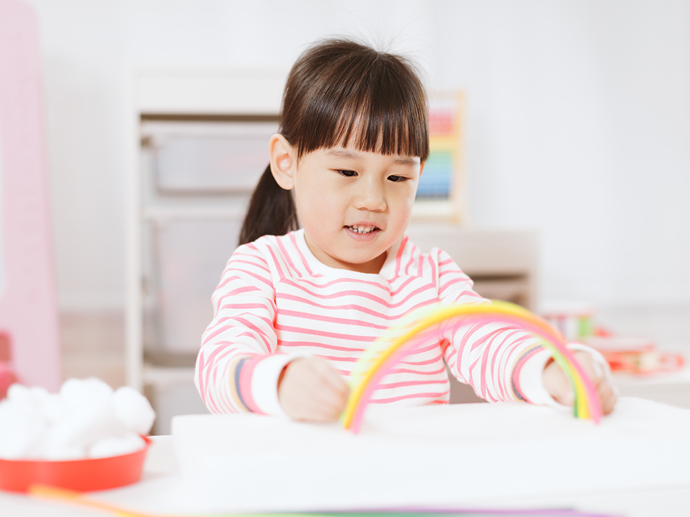 9 Pipe Cleaner Craft Ideas for Toddler Finger Strength